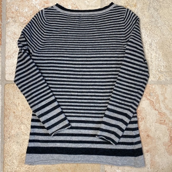 Mercer & Madison Wool/angora Sweater Womens M grey black Stripe Soft Cozy warm - Picture 2 of 6